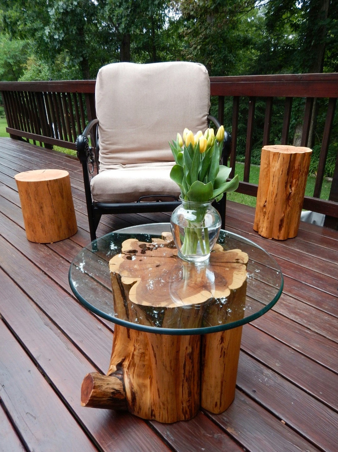 Red Cedar log table stand or accent piece от CJLogandStone на Etsy