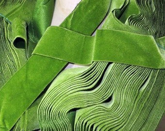 2" LIGHT MOSS GREEN Swiss Vintage Velvet Ribbon Garden Leaf Millinery Hat or Jewelry Supply Rayon Trim Antique Doll Dress Fabric