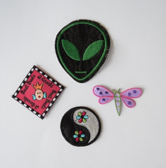 90s Lot of 4 Soft Grunge IronOn Patches // Space Alien Yin