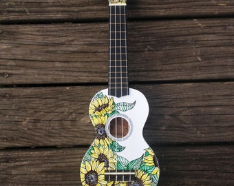 Ukulele Soprano decorato a mano - girasoli