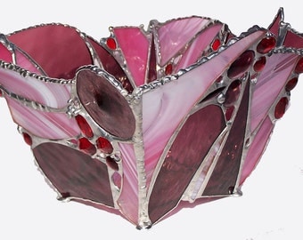Stained glass bowl centerpiece cranberry and pink