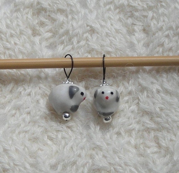 Knitting Sheep Stitch Markers - snag free loops - white ceramic sheep beads -...