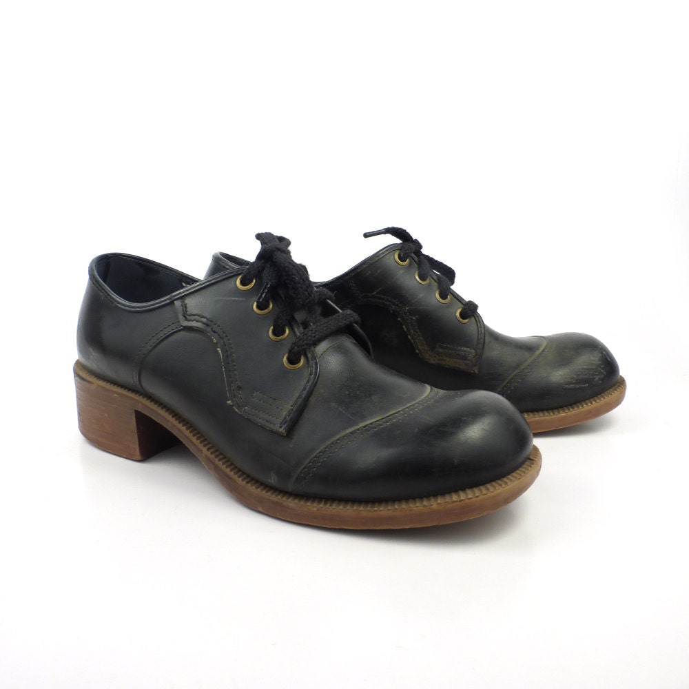 Platform Shoes Vintage 1970s Oxfords Black by purevintageclothing