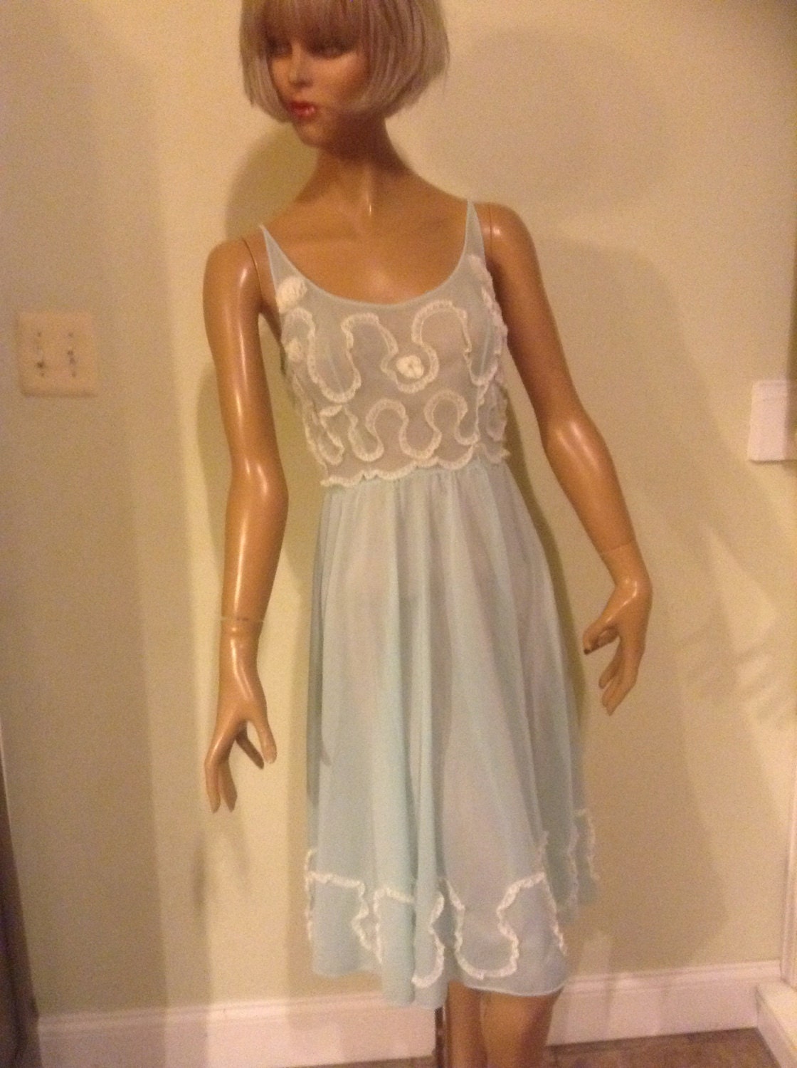 Vintage 1960's Baby Doll Nightie / Nightgrown Lingerie Sz