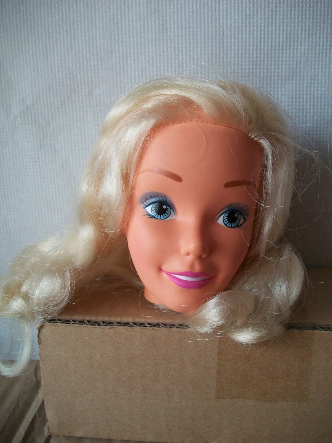 barbie doll head toy