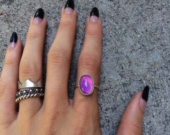 Oval Mood Ring in Sterling Silver
