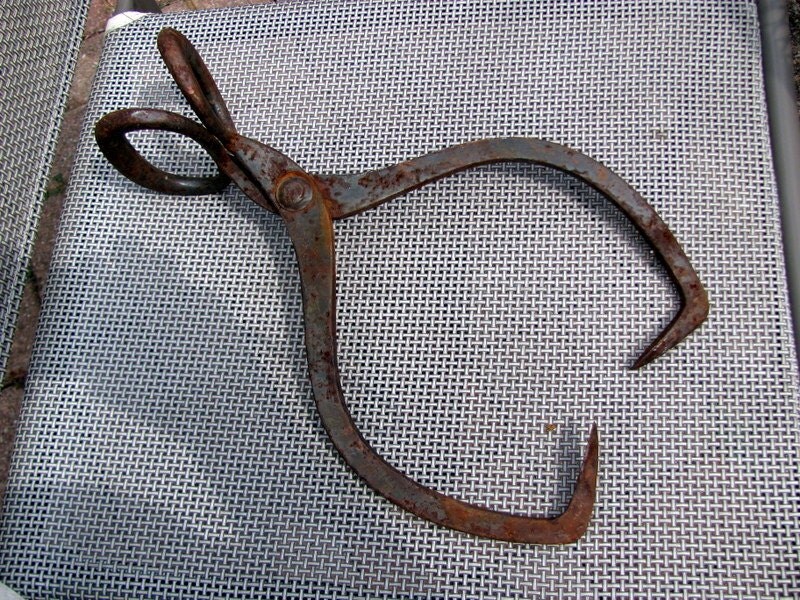 Antique Ice block Tongs / Rustic Primitive Decor