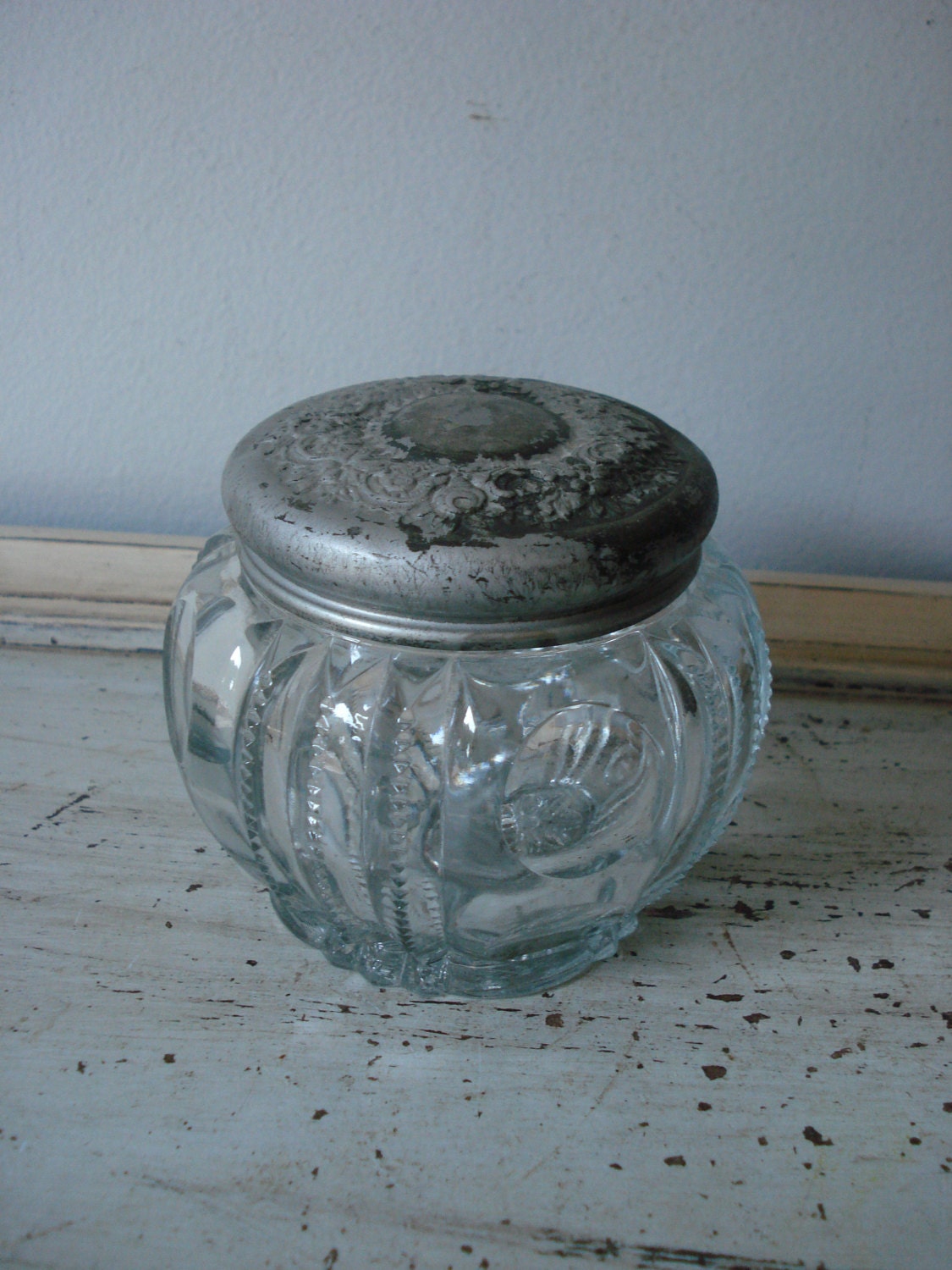 vintage glass vanity jar/shabbychic vanity jar/cut glass vanity jar