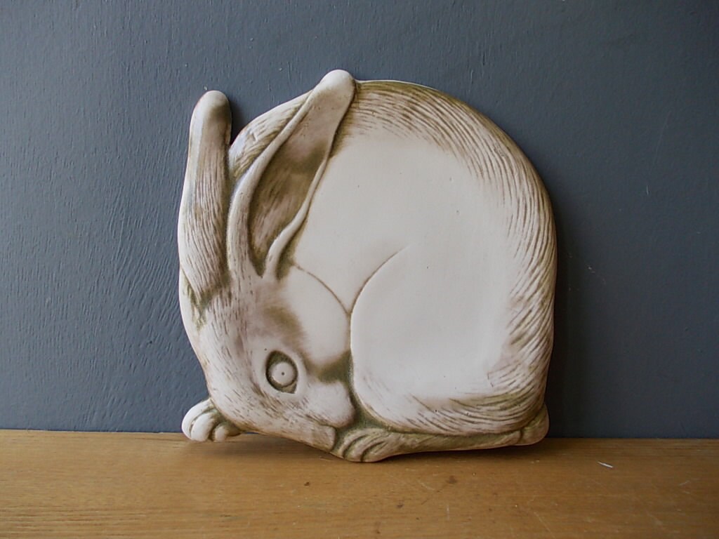 RABBIT Plate / Decorative Hare Dish / Ceramic by CERAMICSbyVITA