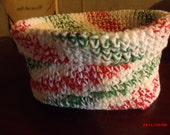 1 piece Med. 100% Cotton Crocheted Oval Christmas basket