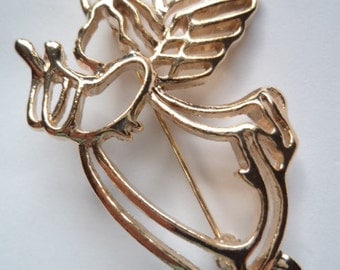 Vintage Unsigned Goldtone Outlined Angel Brooch/Pin