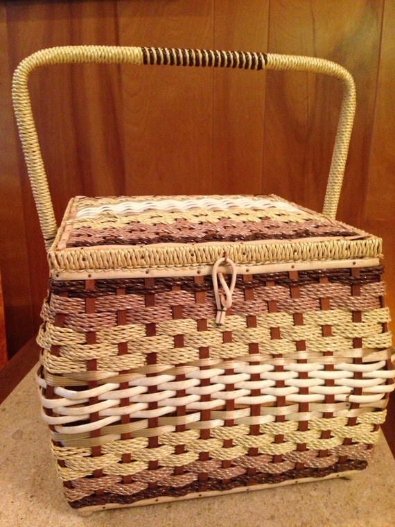 Vintage 1960's woven plastic wicker Large Sewing Basket