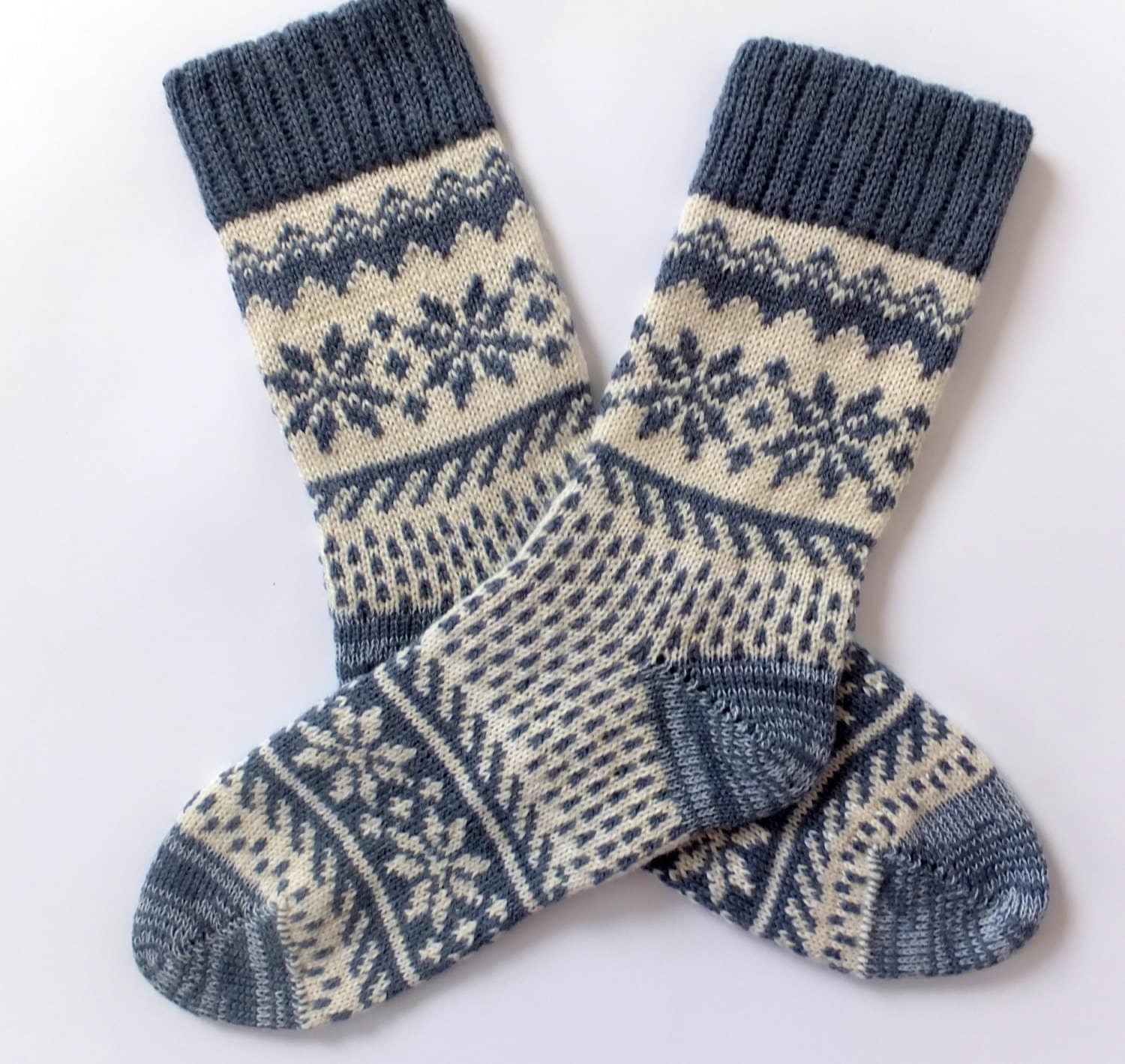 Classic Scandinavian Wool Socks with patterns. Women and by Junman