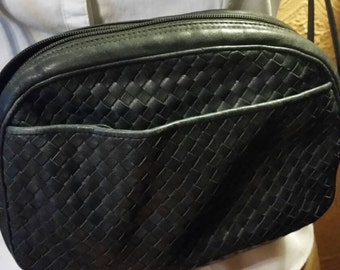 Vintage leather navy Ganson purse/handbag.