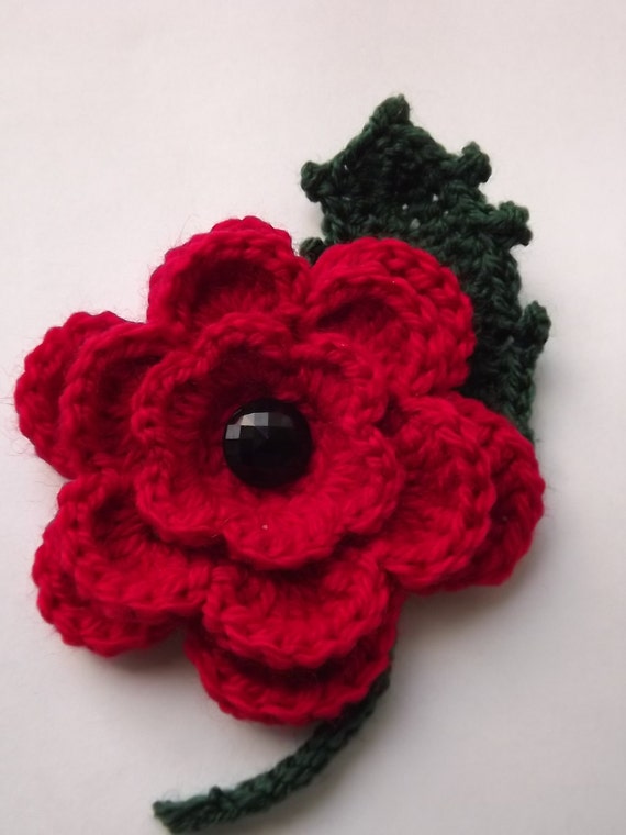 Crochet flower. Red poppy. Poppy Brooch with Leaf . by Argcraft