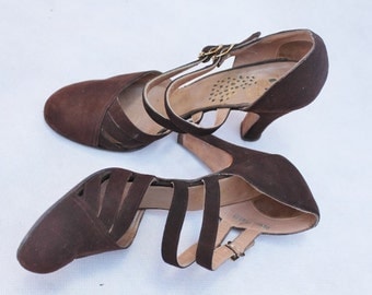 Chocolate Brown Suede Deco Heels Rahalls Peacock Shoes 1940's
