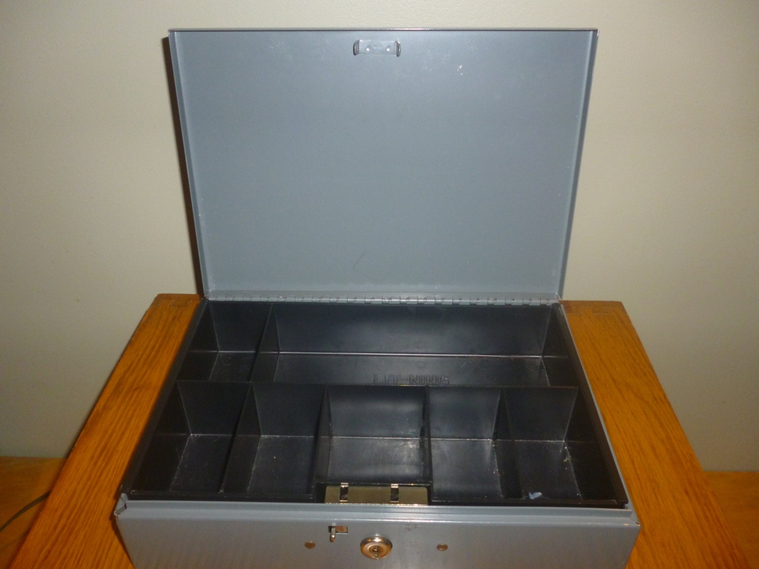 Vintage Industrial Gray Metal Cash Box – Haute Juice