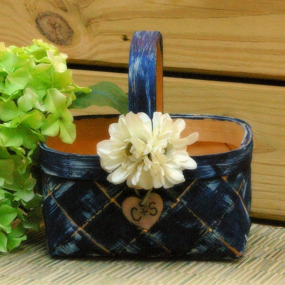 Rustic Flower Girl Basket Rustic Wedding by MinSvenskaLandgard