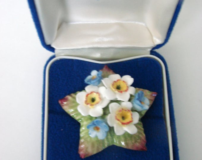Aynsley England Bone China Floral Brooch / Signed / Hand Painted / Original Box / Vintage / Jewelry / Jewellery