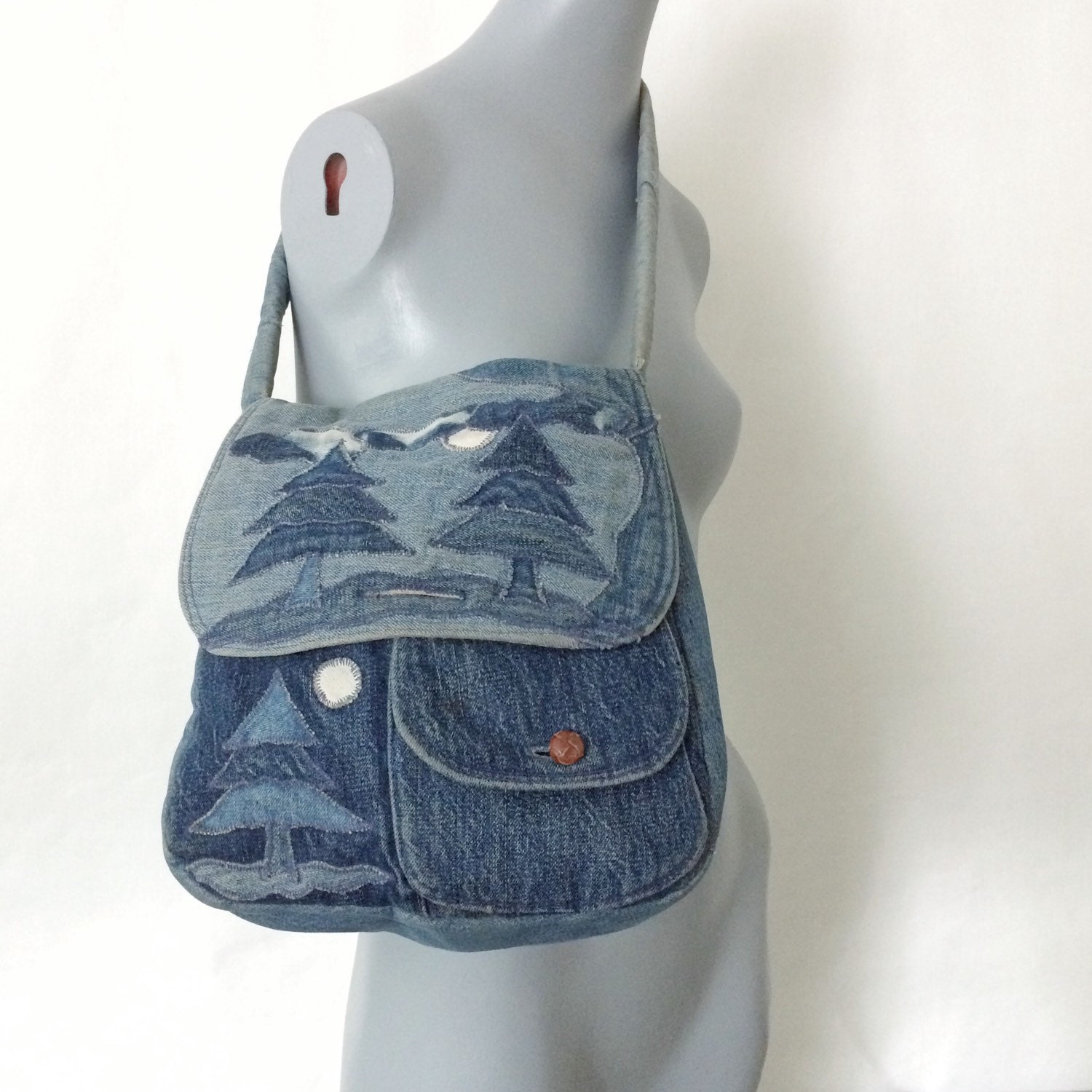 levis purse for man price