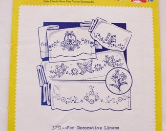 Love Birds Aunt Martha's Hot Iron Embroidery Transfer Pattern