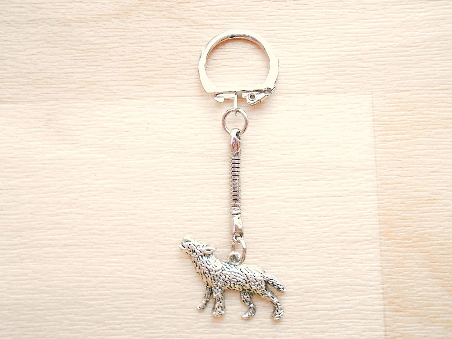 Wolf Keychain Silver Howling Wolf Key Chain Wolf by SkadiJewelry