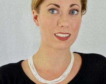 Bridesmaid gift,bridght white necklace,bridal necklace, seed bead necklace,beaded necklace,seed bead jewelry,bridesmaid jewelry,white beaded