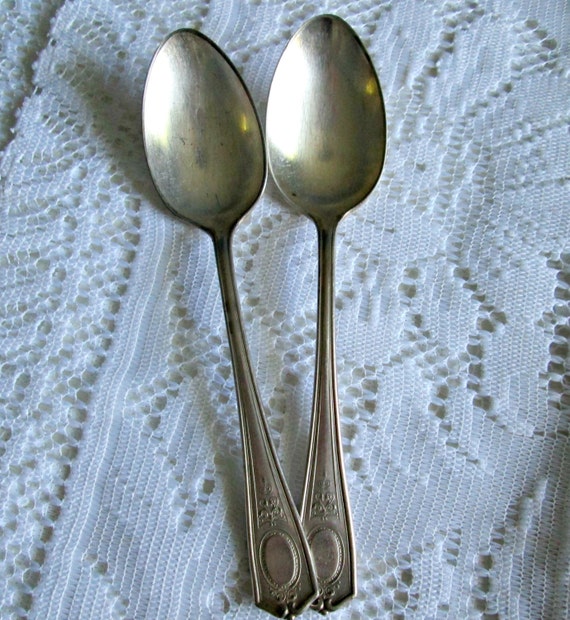Vintage Ornate Serving Spoons Community Silver by RobinsLane
