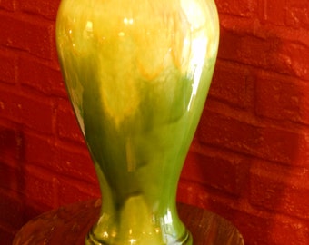 Royal Haeger Green Drip Glaze 12-Inch Vintage Vase 4030
