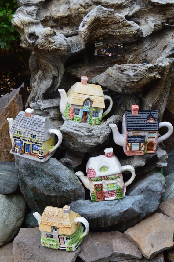566 Cottage Teapot House Teapot General Store Teapot Brick