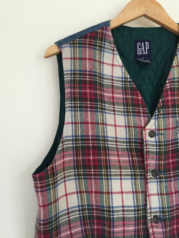 men's 90s Gap vest