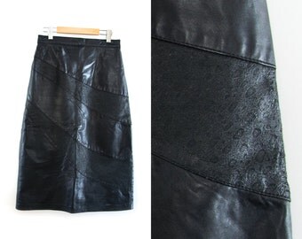 Vintage black leather skirt. 90s Grunge skirt. High waist skirt. Long skirt. Size 13.