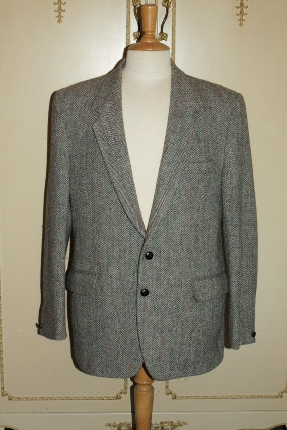 Vintage Men's Dunn & Co. Harris Tweed Jacket by AdmirerOfBygones