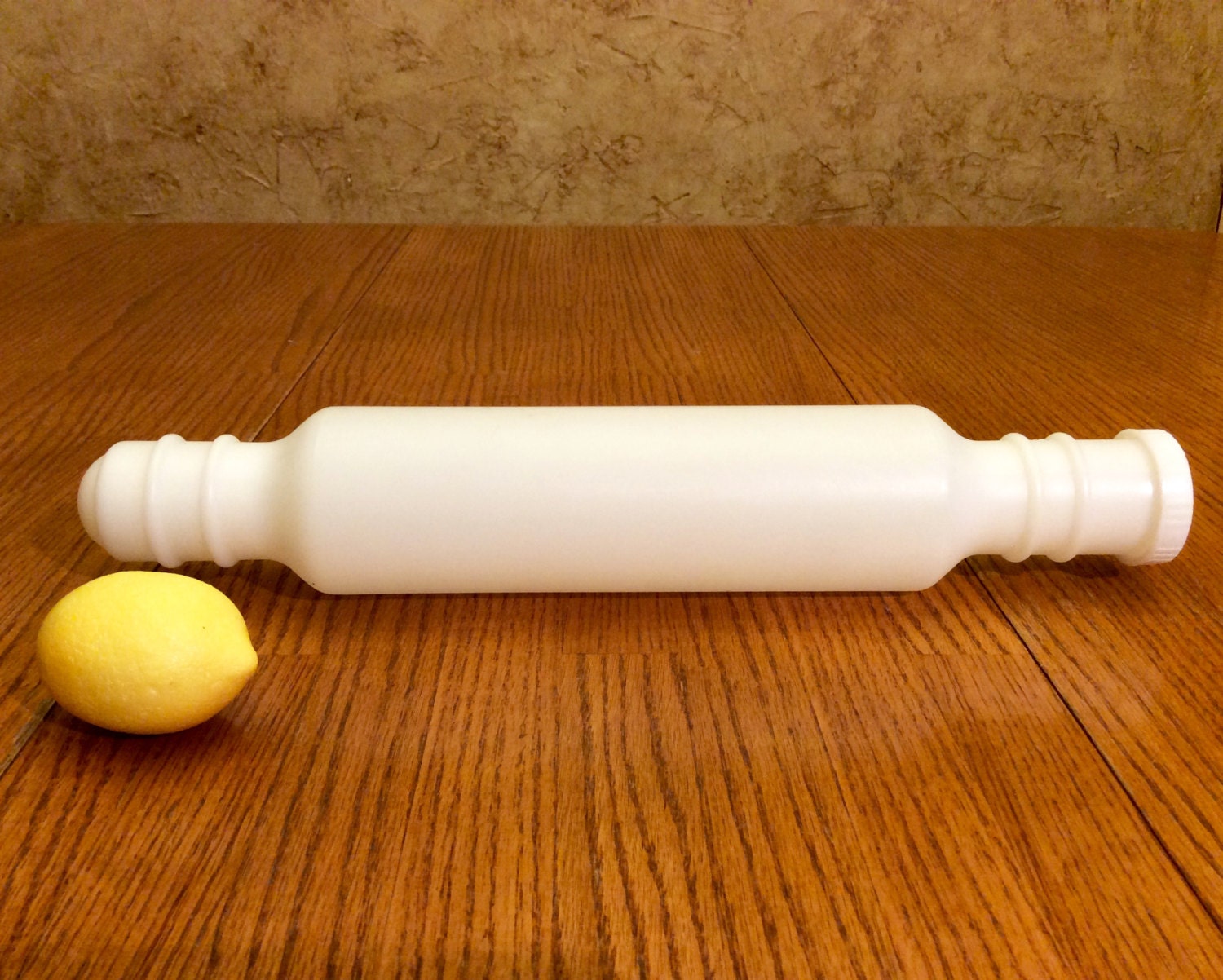 Vintage 1960's Tupperware Rolling Pin Chill
