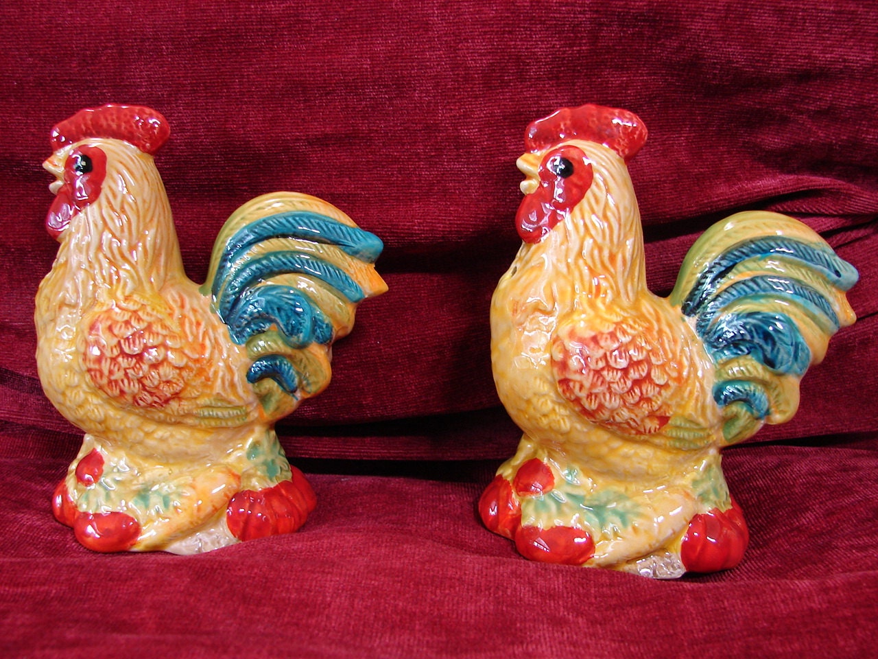 Vintage Roosters Rooster Salt and Pepper Shakers Hand