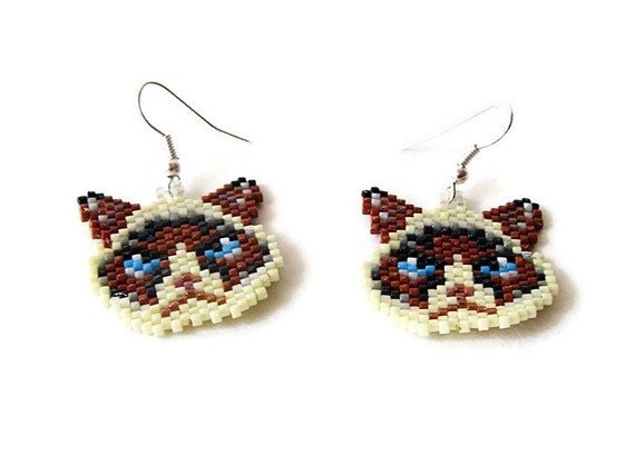 Beaded Cat Earrings Kitty Dangle Earrings by SpiritWolfArtistry