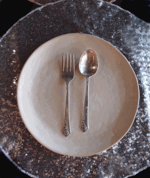 Sequin Round Table Placemats in 3 Colors
