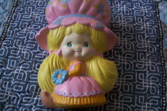 Handpainted Ceramic Girl w/Pink Bonnet, girl with flowers, girl, girl's gift, girl's decor, home decor, girl's room decor, gift, childs gift
