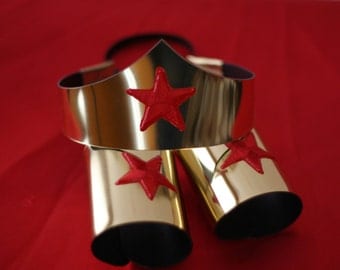 Child size Classic Wonder Woman Tiara and Cuff Bracers Accessory Set in Gold Kids Girls Costume