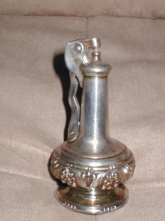 Vintage 1930's RONSON Decanter Table Cigarette