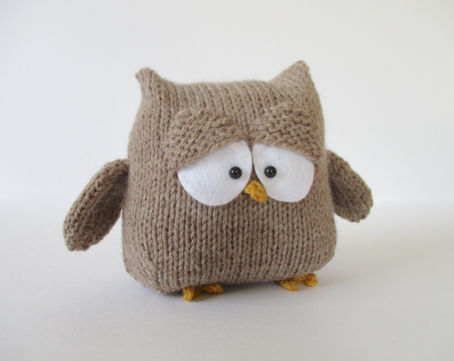 Oscar the Owl toy knitting patterns by fluffandfuzz on Etsy