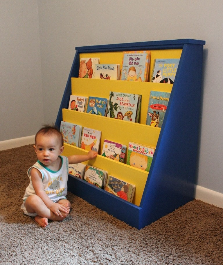Woodworking Plans for Child's Bookcase