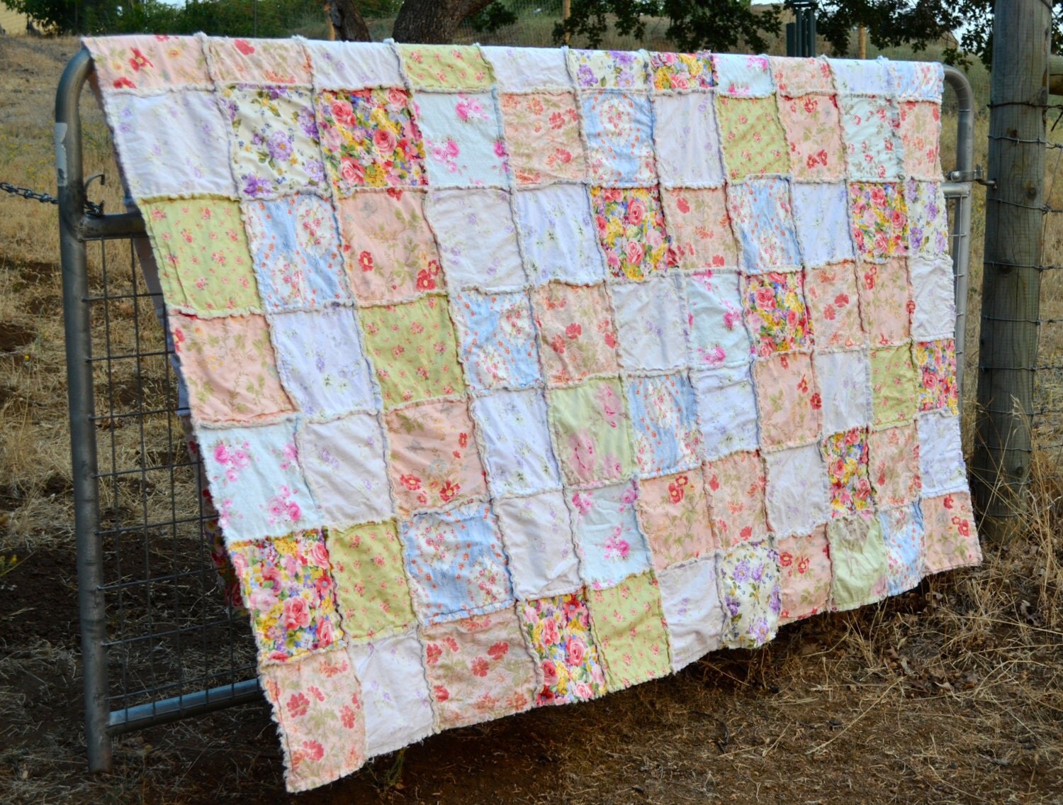 Queen Size Rag Quilt Summertime Shabby Chic Lightweight