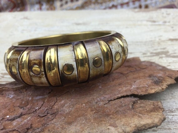 VINTAGE BONE BANGLE - Tibetan bracelet - Handmade - Indian bracelet - Boho - Statement jewelry - Festival - Hippie - Spiritual