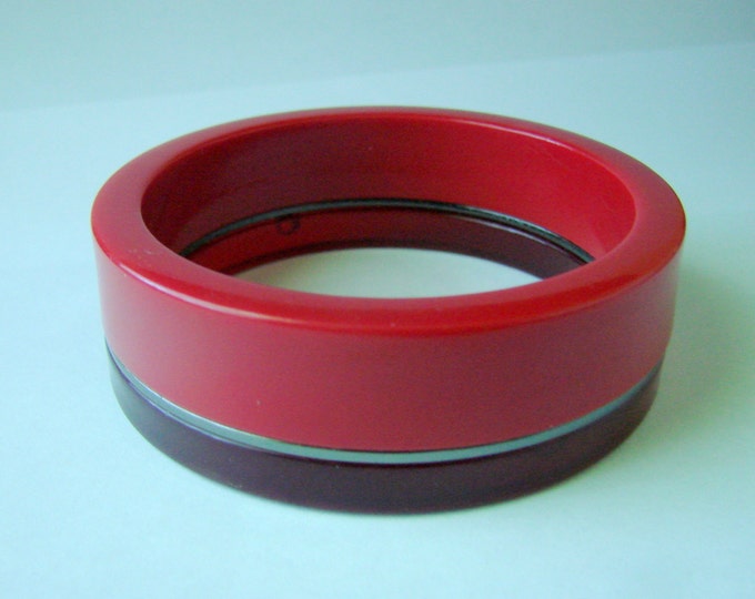 Modernist Stacked Lucite Bangle Bracelet / Brick Red / Cranberry / Layered / Vintage Jewelry / Jewelry / Jewellery