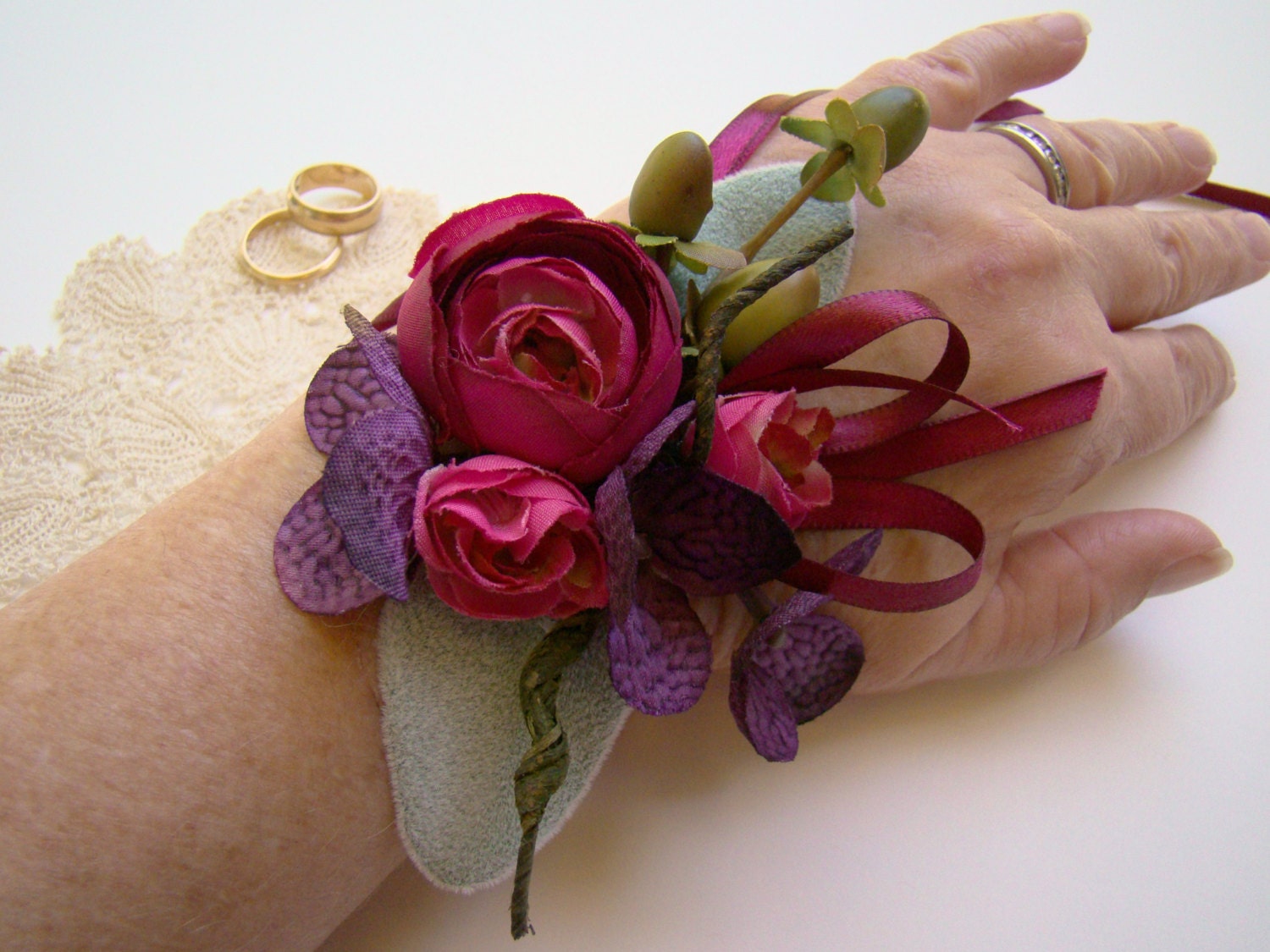 Ribbon Tie Wrist Corsage Mother's Wristlet
