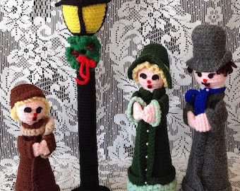 SALE Vintage Christmas Carolers Set of Four Lamppost and Family Crocheted Christmas Decor Holiday by picadillymarket
