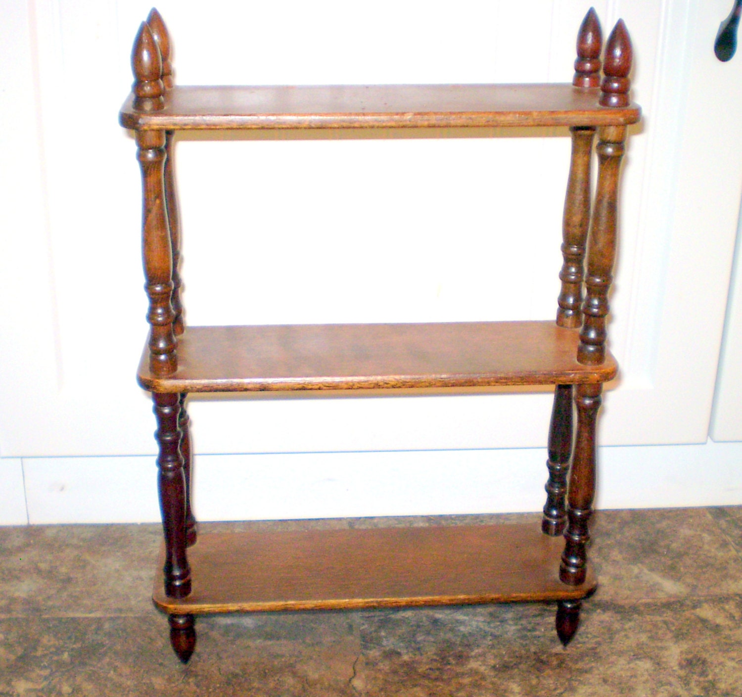 Wood WALL SHELF w/SPINDLES Vintage 16 x 11 Hang or