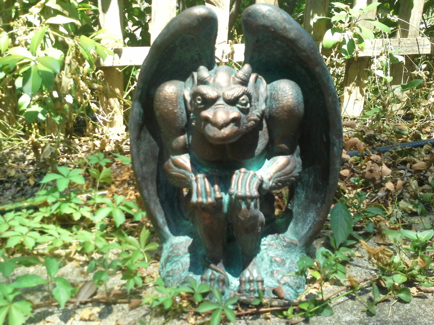 Roof top guarding Gargoyle bronze Statue casting for you house