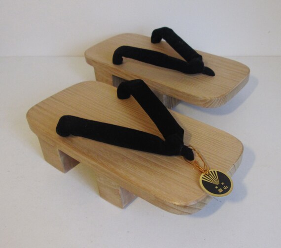 waterproof walking shoes wide fit
